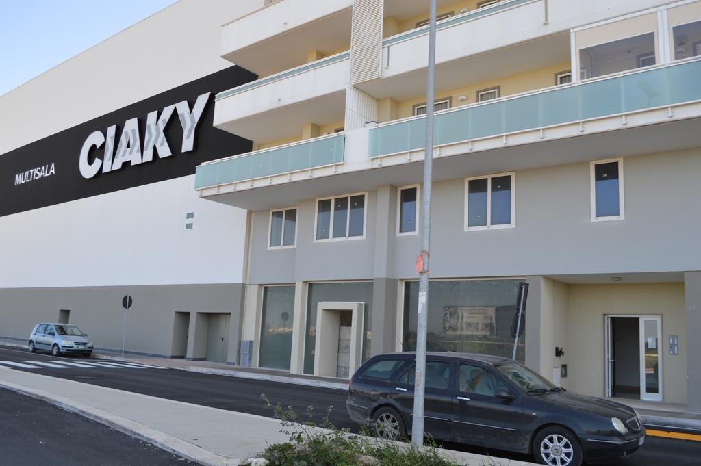 B&B Waltanna Airport Bari Bagian luar foto