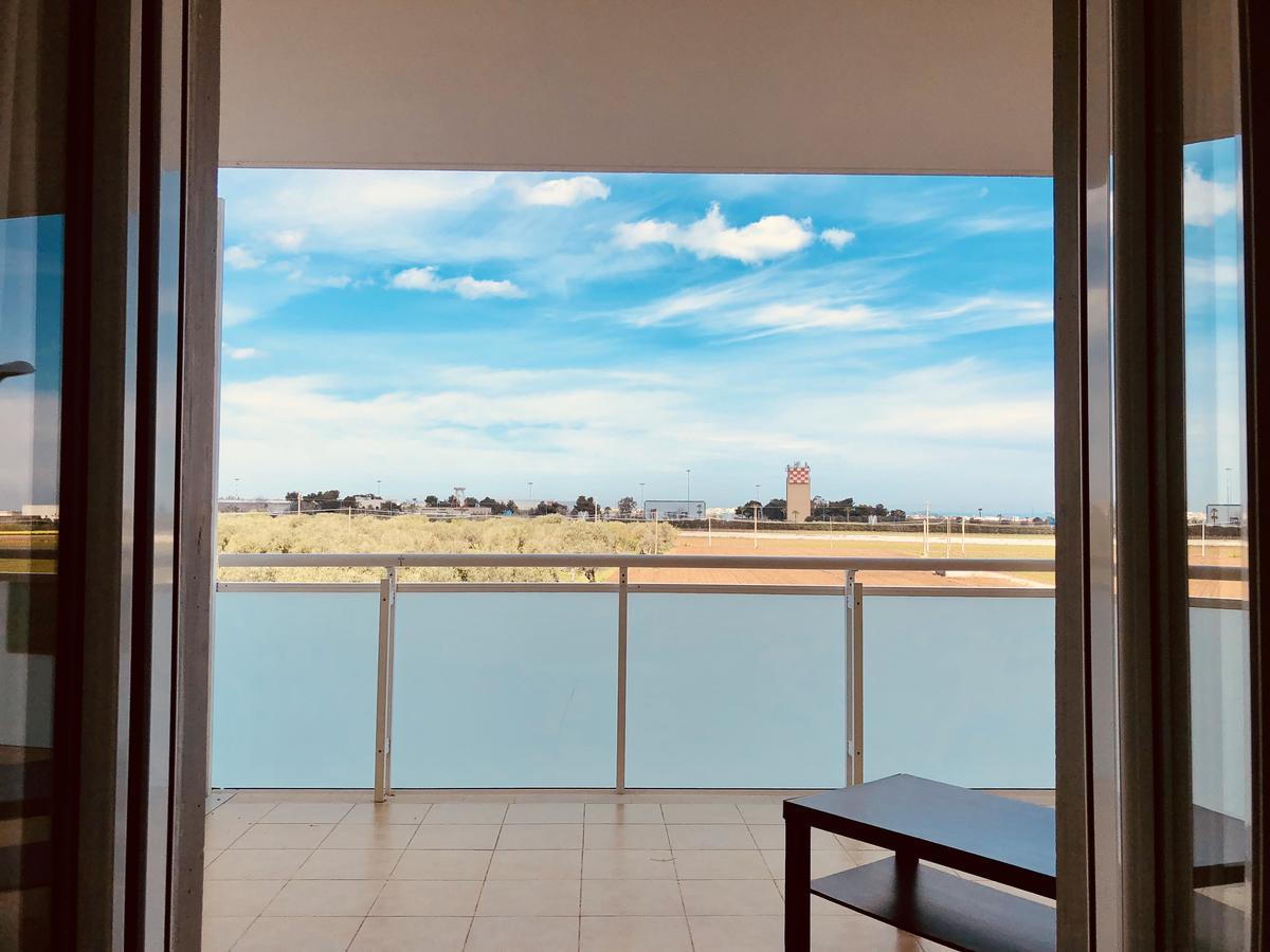 B&B Waltanna Airport Bari Bagian luar foto